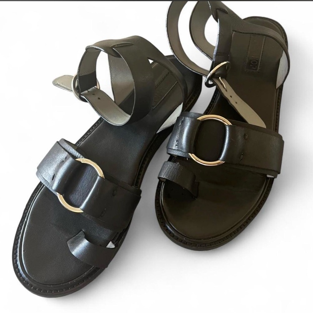 Topshop Leather Toe Strap Sandals
